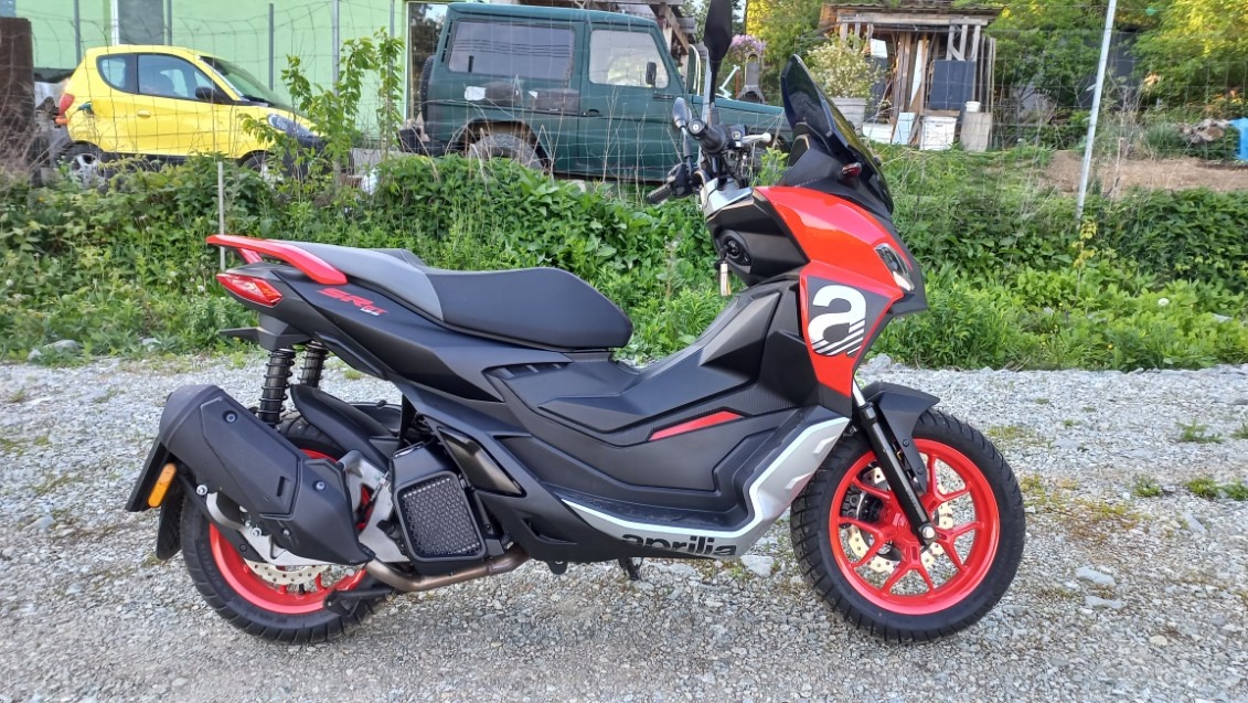 Aprilia SR GT 125 - 2024 - v záruke