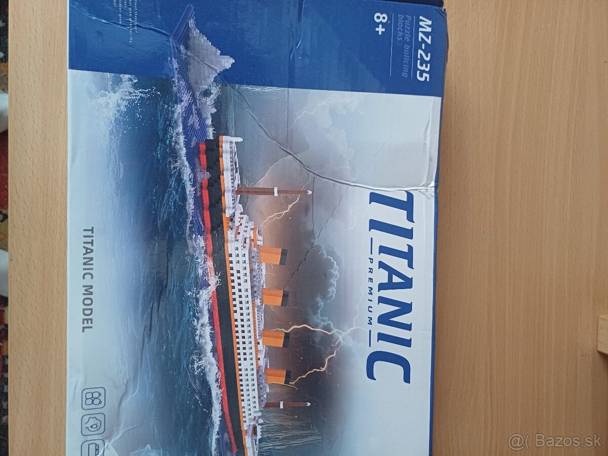 Ponúkam na predaj male Lego Titanic