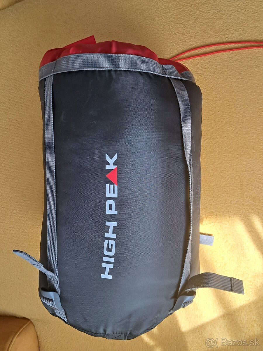 Predám spací vak spacak trojsezonny