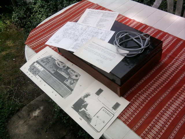 TESLA B101 Stereo (1980...) krasavec