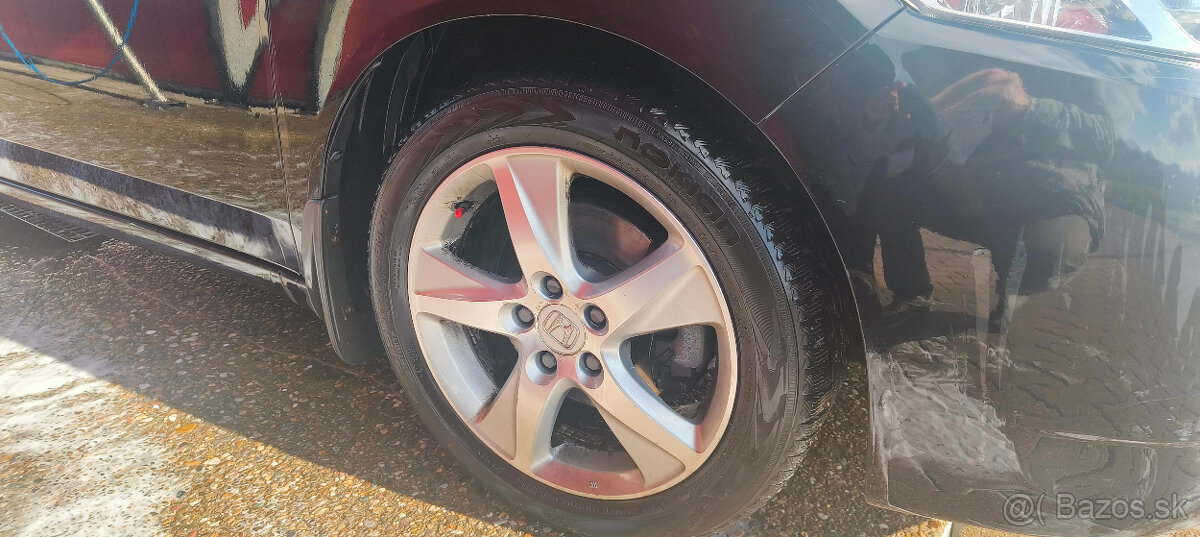 Predám 4ks origínál disky Honda 17 palcov