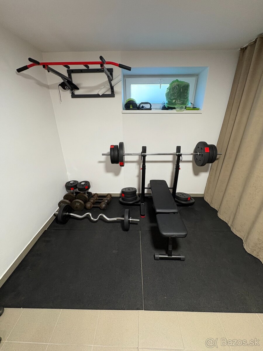 Posilňovňa, náradie na cvičenie