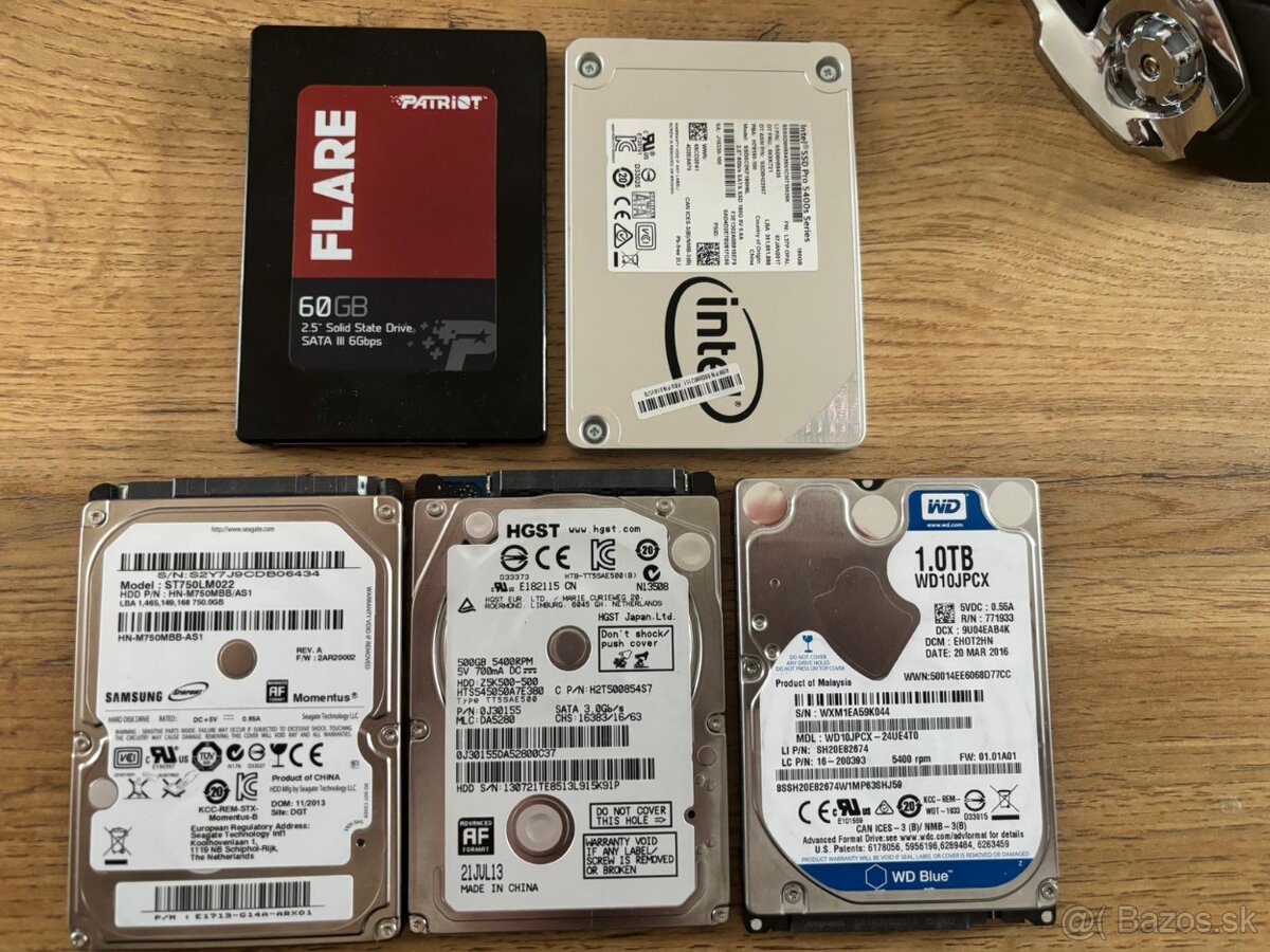 Predám 3x HHD a 2xSSD 2,5 sata