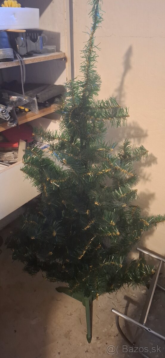 Predam vianočný stromček  150cm