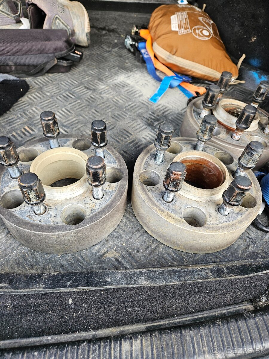 Rozširovacie podložky 5x127 na 5x114,3