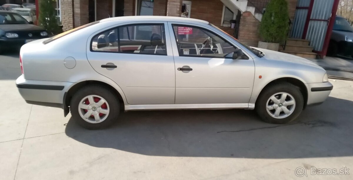 Škoda Octavia 1,6i 55kw