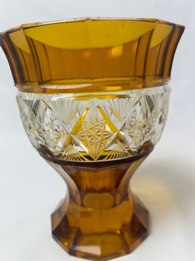 Váza Brúsené , žlté sklo V-17 sm P - 13 sm