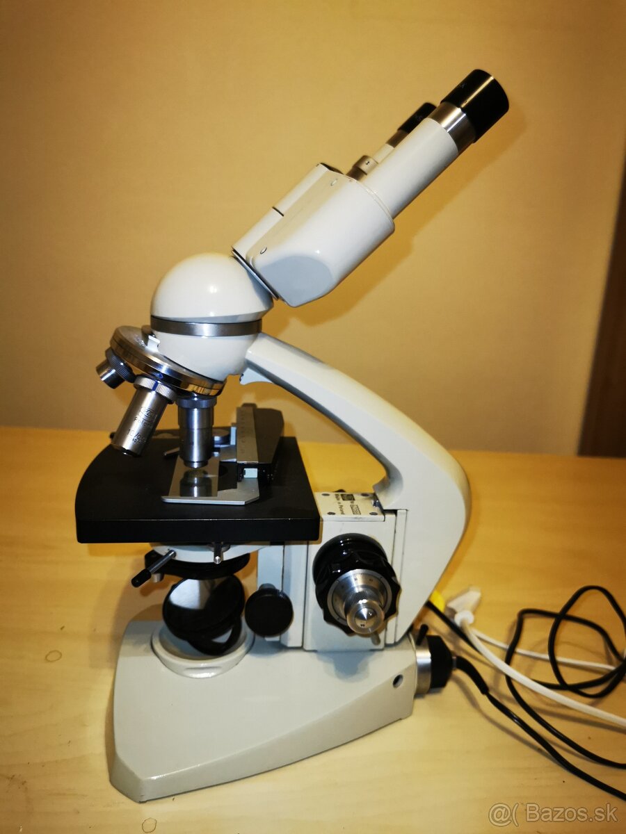 Mikroskop pzo