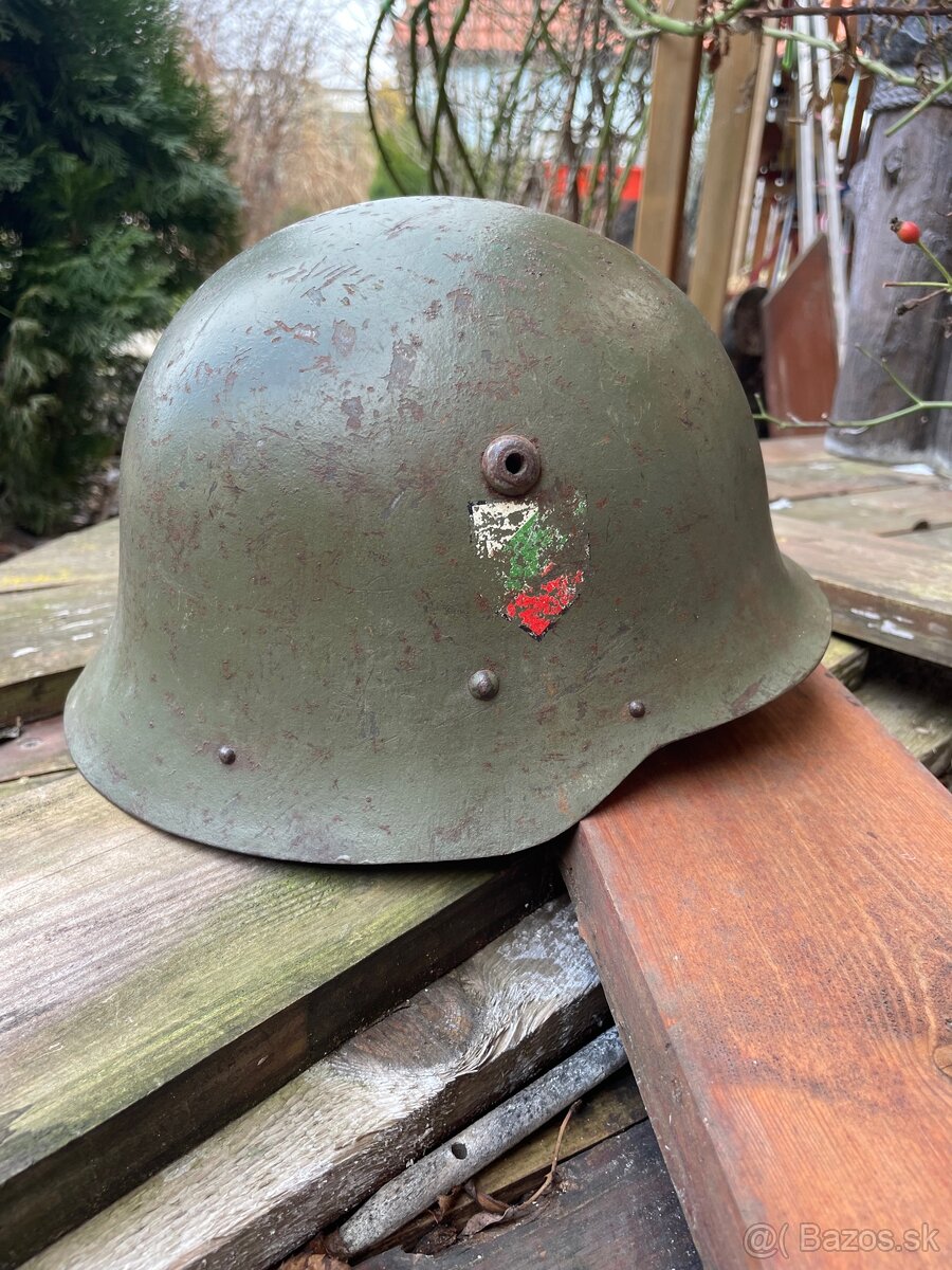 Bulharská prilba m36 typ c