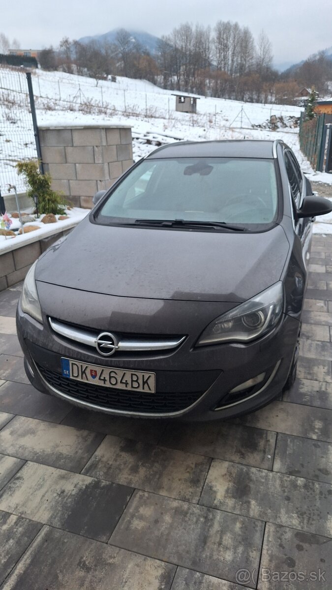 Opel Astra J sportstourer