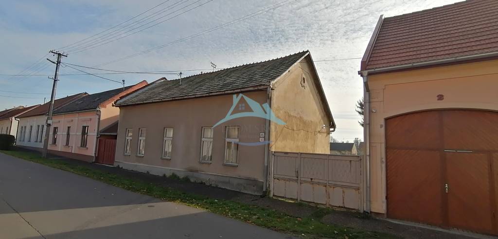 Exkluzívne Na predaj starší R Dom v Šahách L Štúra