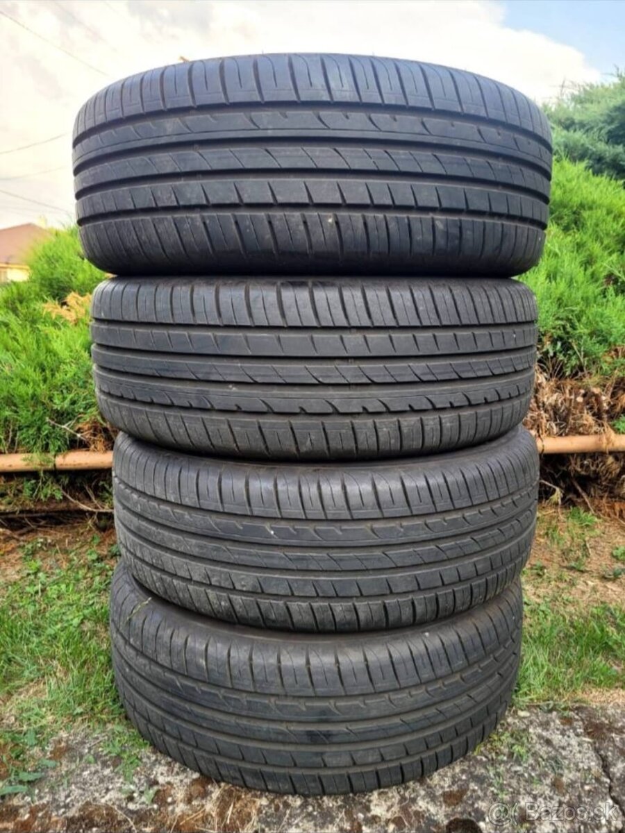 225/60 R17 Hankook
