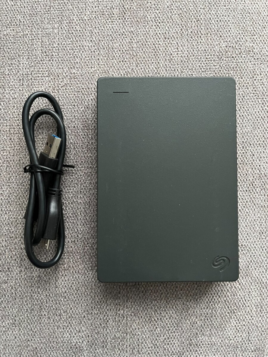 Predám externý disk Seagate Basic 5TB