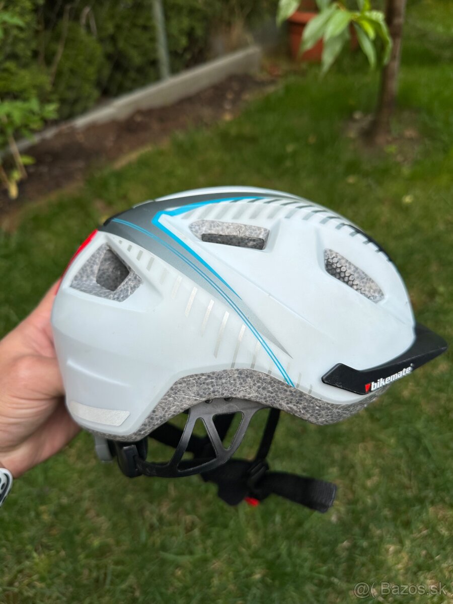 Detska prilba na bicykel s blikackou Bikemate