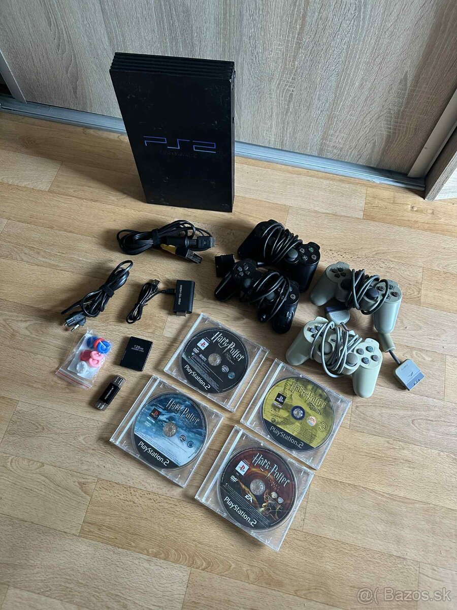 Playstation 2 + 4 ovládače, hry a príslušenstvo (popis)