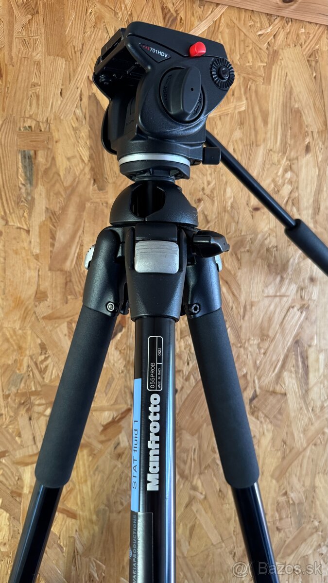 Manfrotto statív + hlava 701HDV + spodok 055PROB
