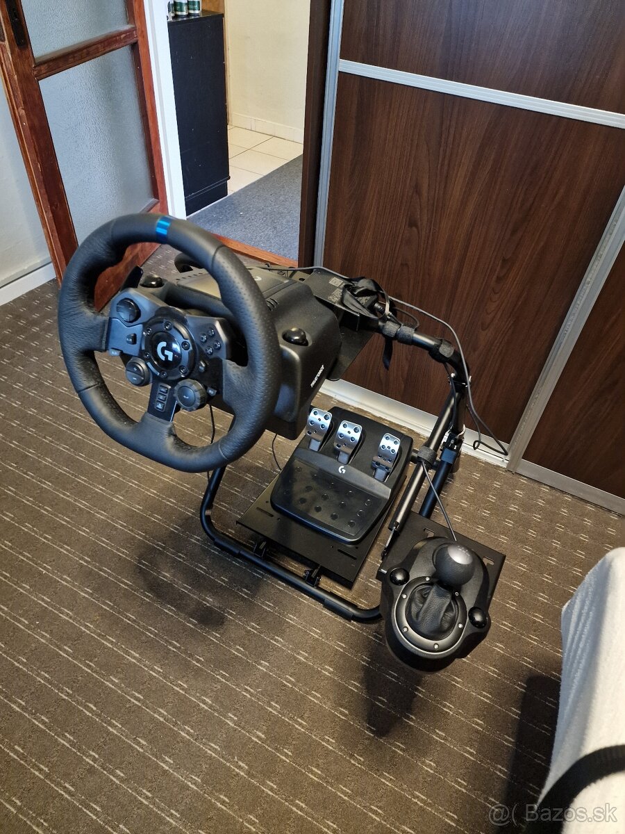 Logitech G923 + Radiaca páka + rám