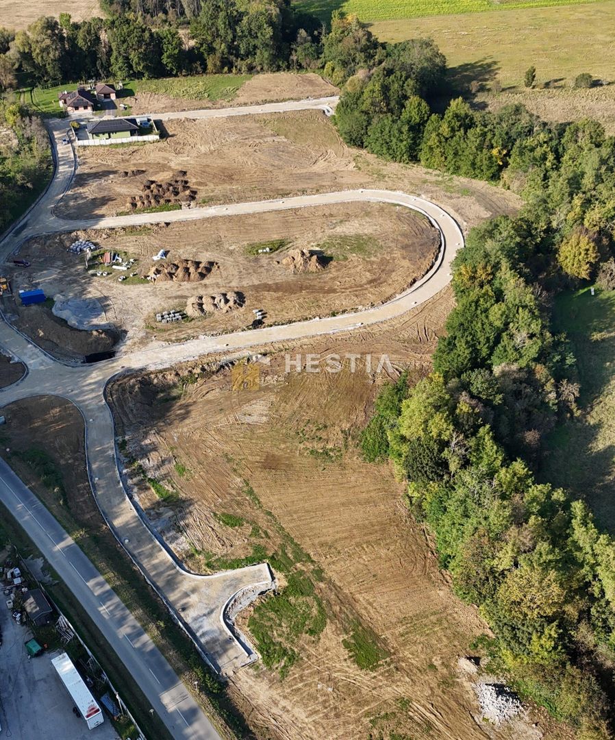 Na predaj stavebný pozemok, IBV výstavba, Rybky, okr. Senica