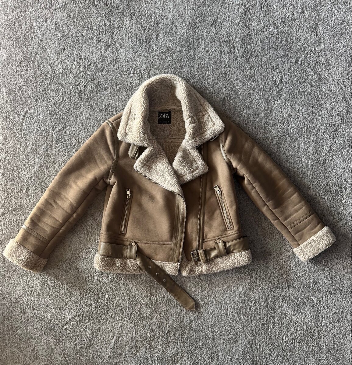 Bunda, kožušina ZARA