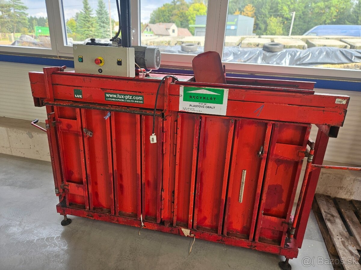 Paketovací lis LUX - dvoukomorový