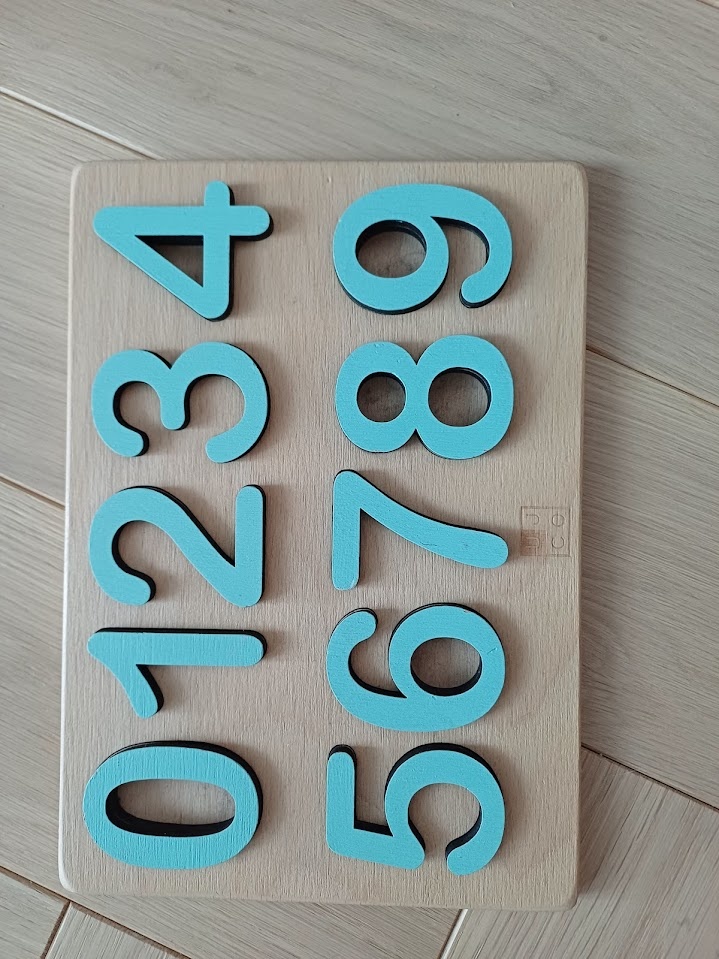 Drevené puzzle číslice