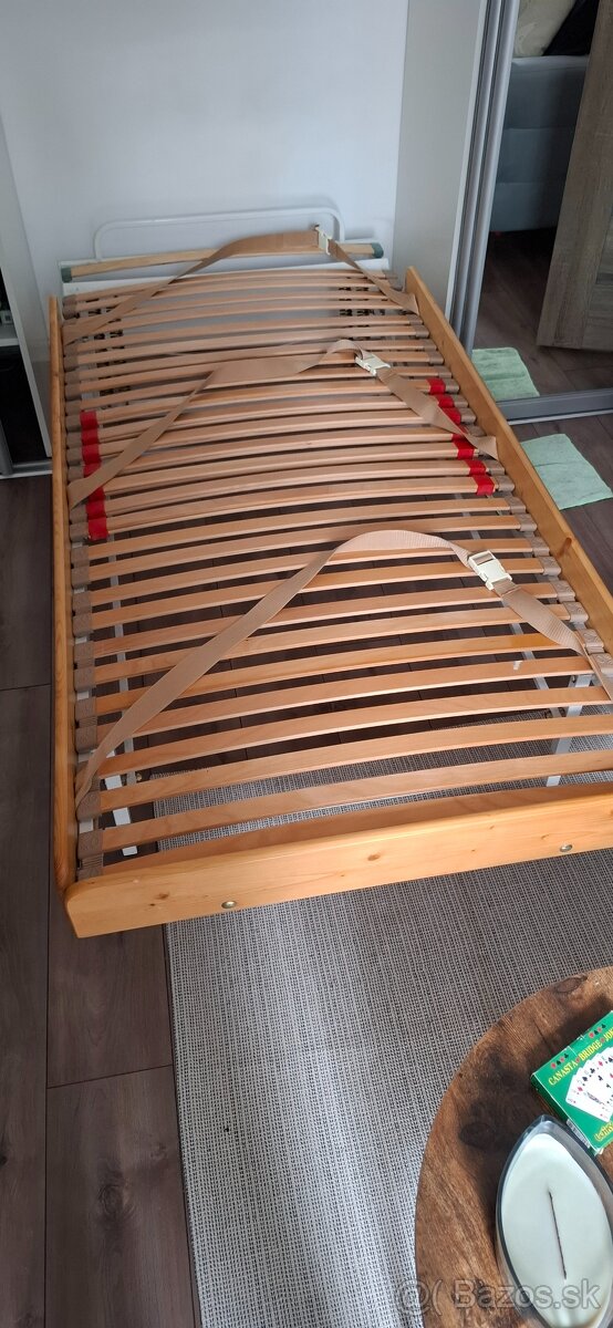Vyklapacia postel (rost + kovovy ram)