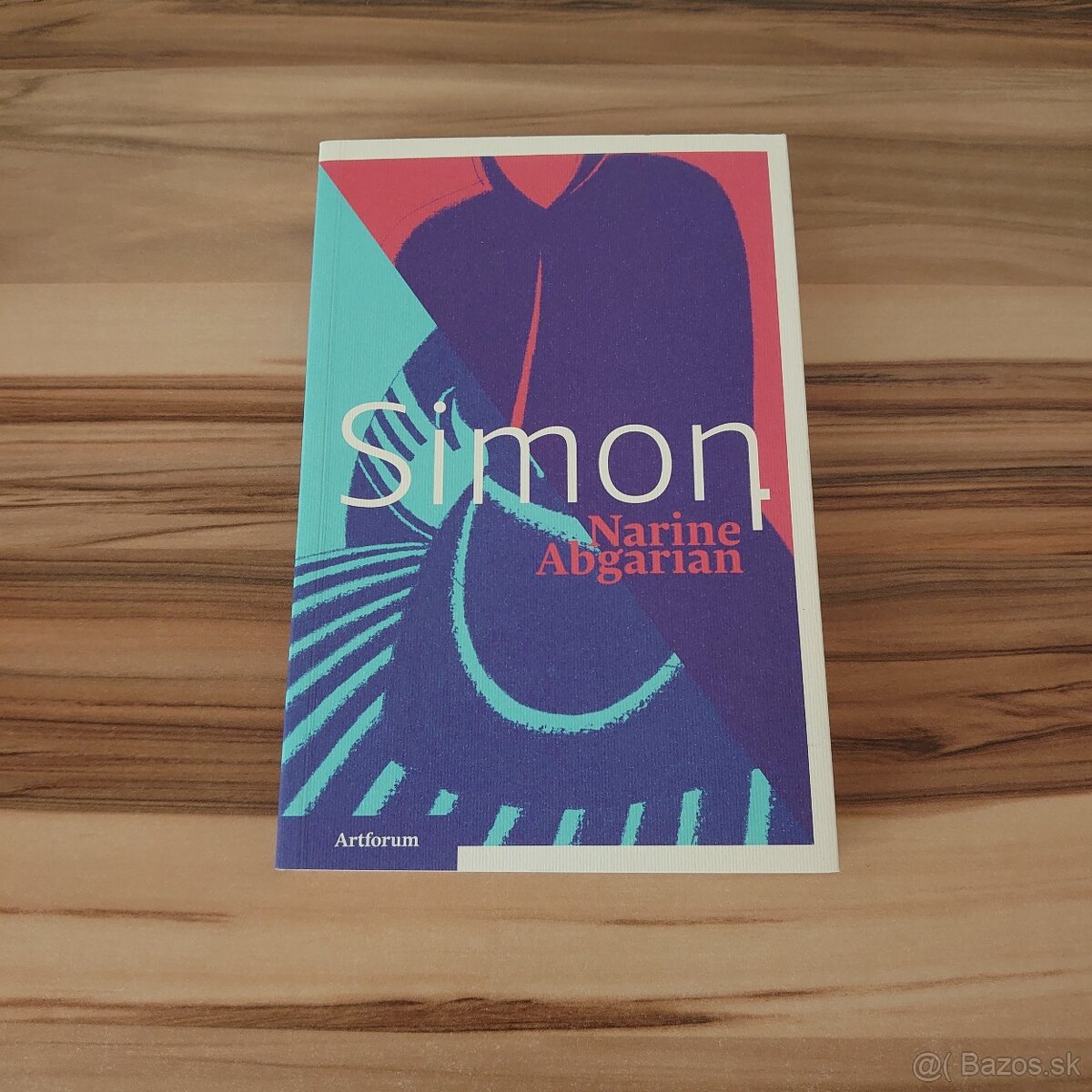 • Na predaj kniha Simon •