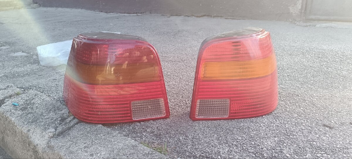 Golf 4 zadné svetla
