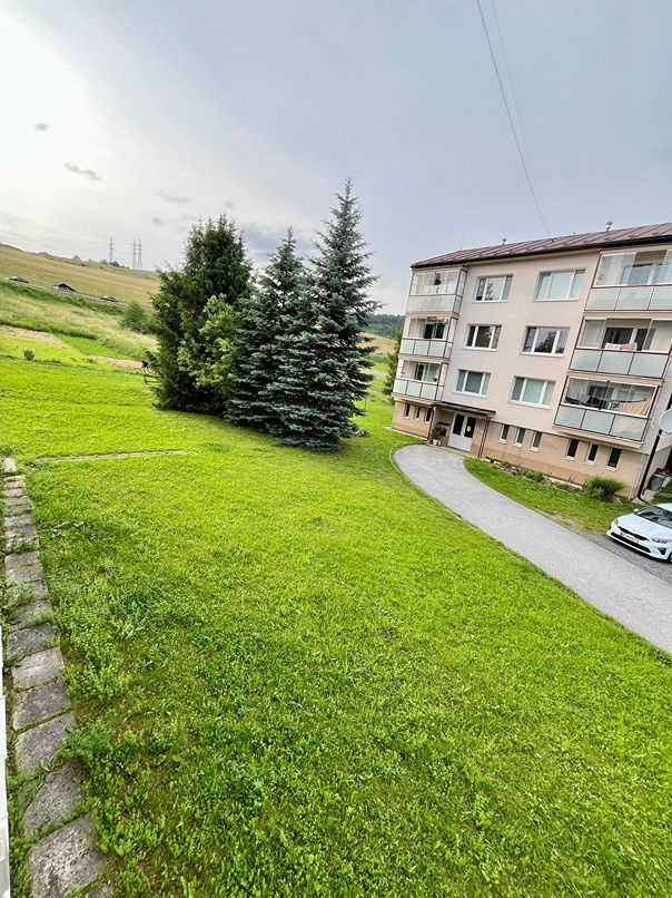 3-izbový (82m2) byt s balkónom v Brusne - Zámlynie