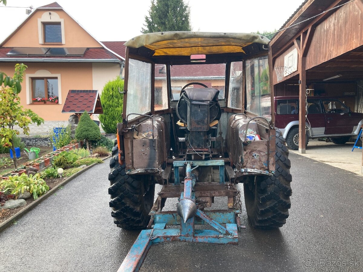 Predám traktor