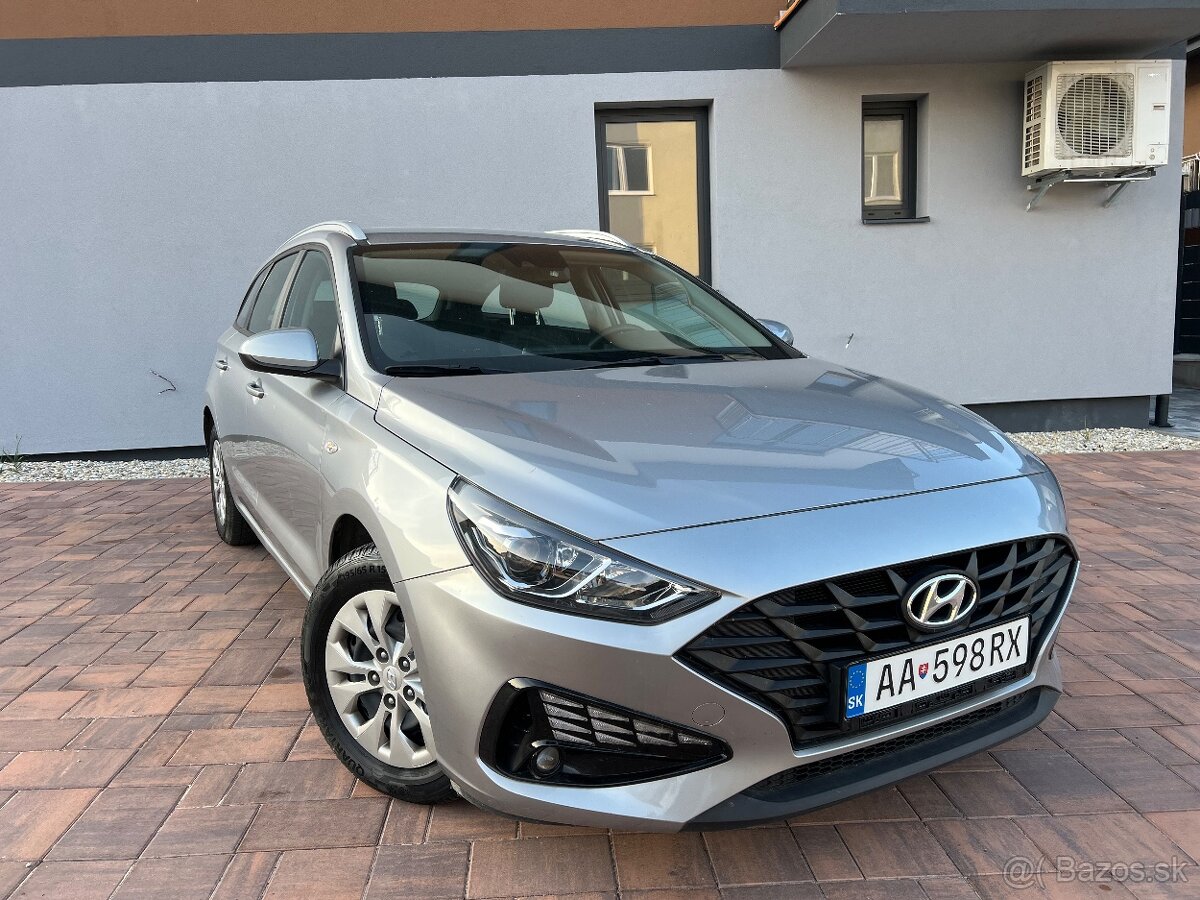 Hyundai i30 Combi 1.5 DPI 80kw r. 2022