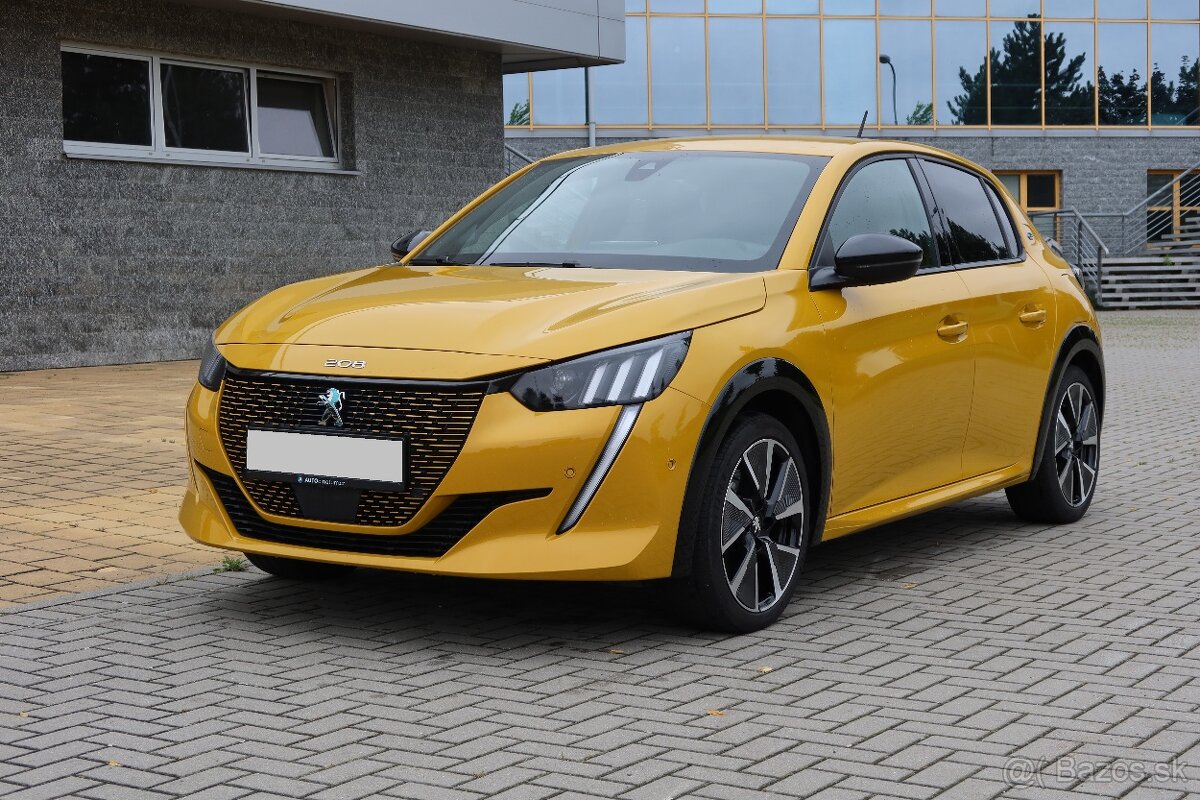 Peugeot e-208 GT 100 kw (50 kWh) , Full LED, DPH, 26 300 km
