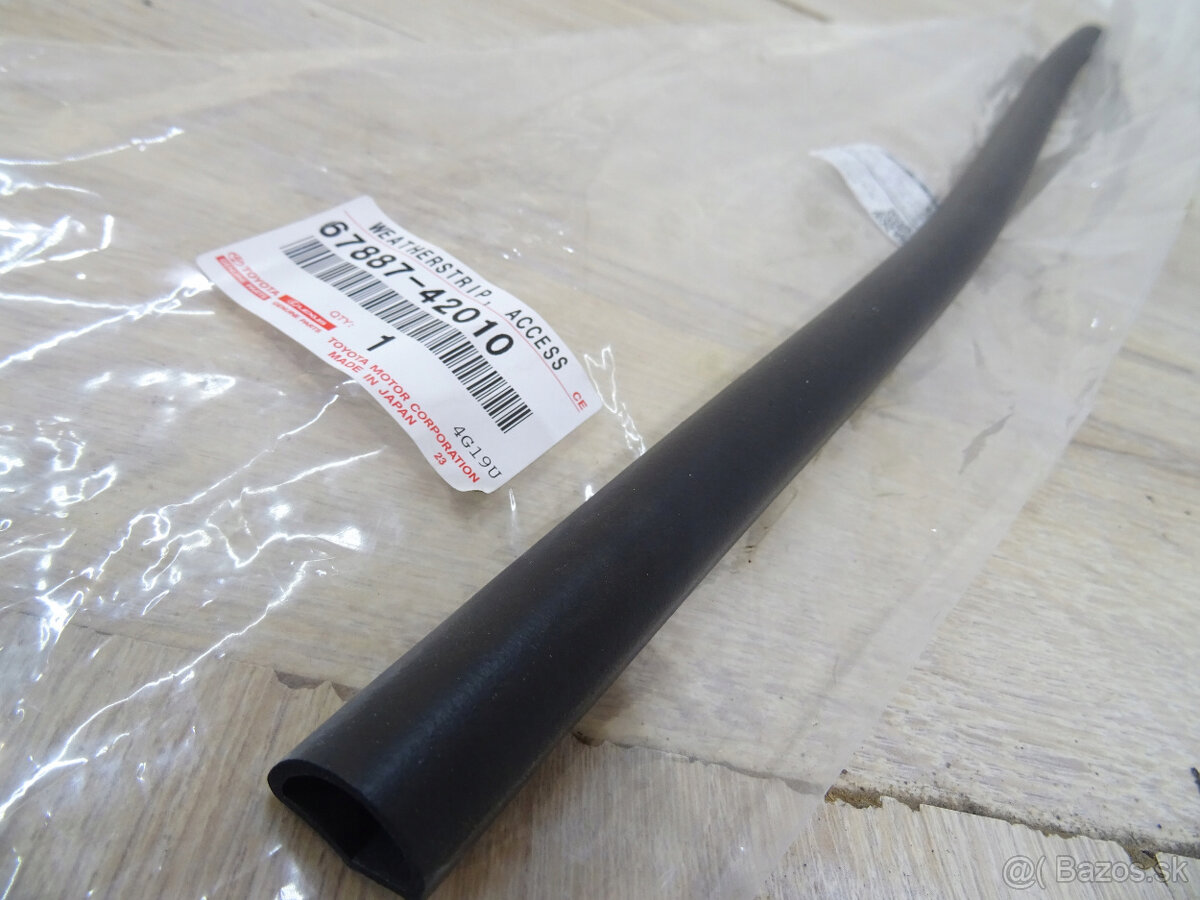 Dverové tesnenie Toyota RAV4 piata generácia