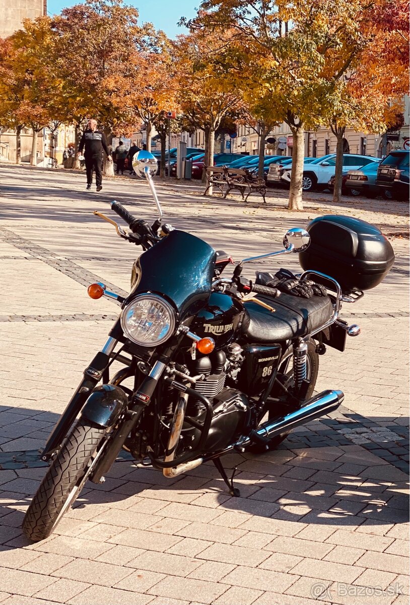 Triumph Bonewille SE