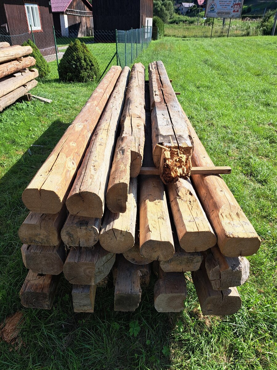 Staré drevo - guľatina, hranoly, foršty, dosky