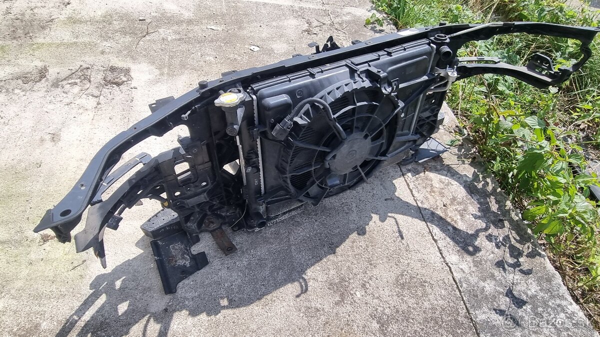 Predne celo hyunai i30 2008