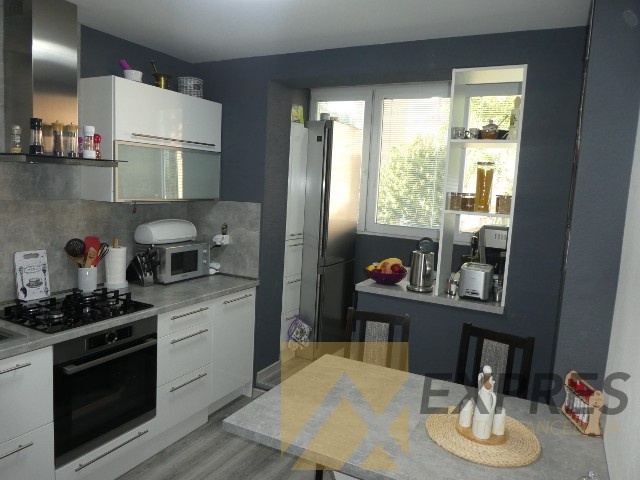 RK EXPRES - na predaj 3 izbový byt v Handlovej, kompletná re