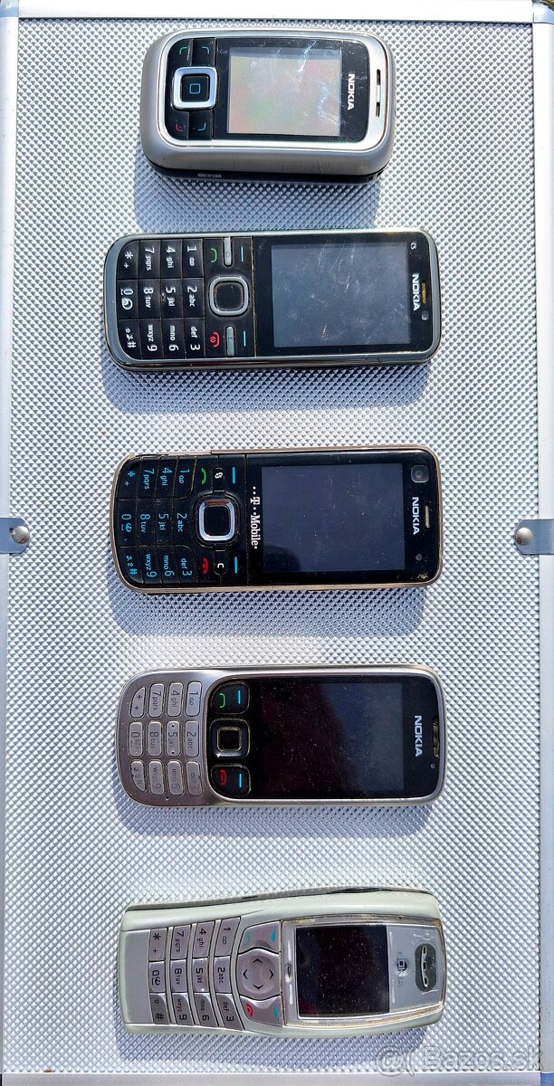 Rôzne typy funkčných mobilov Nokia