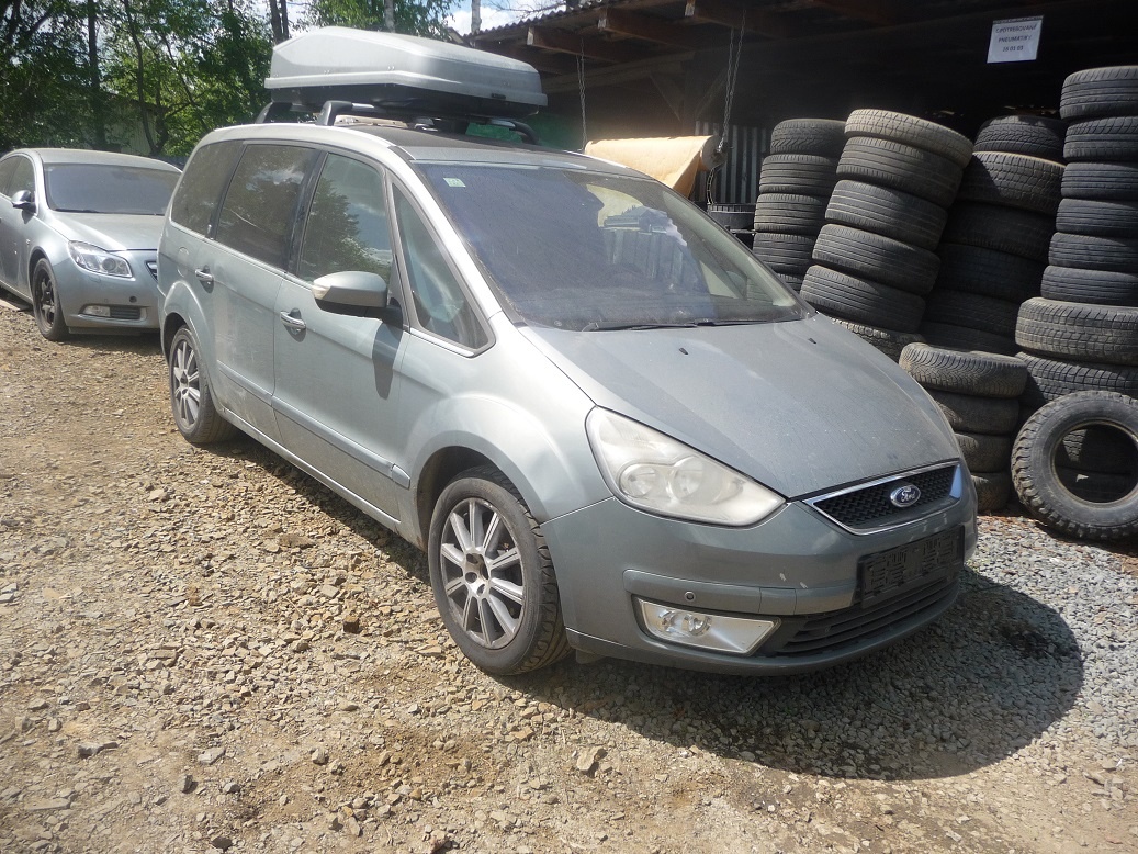 Ford Galaxy................nahradne diely