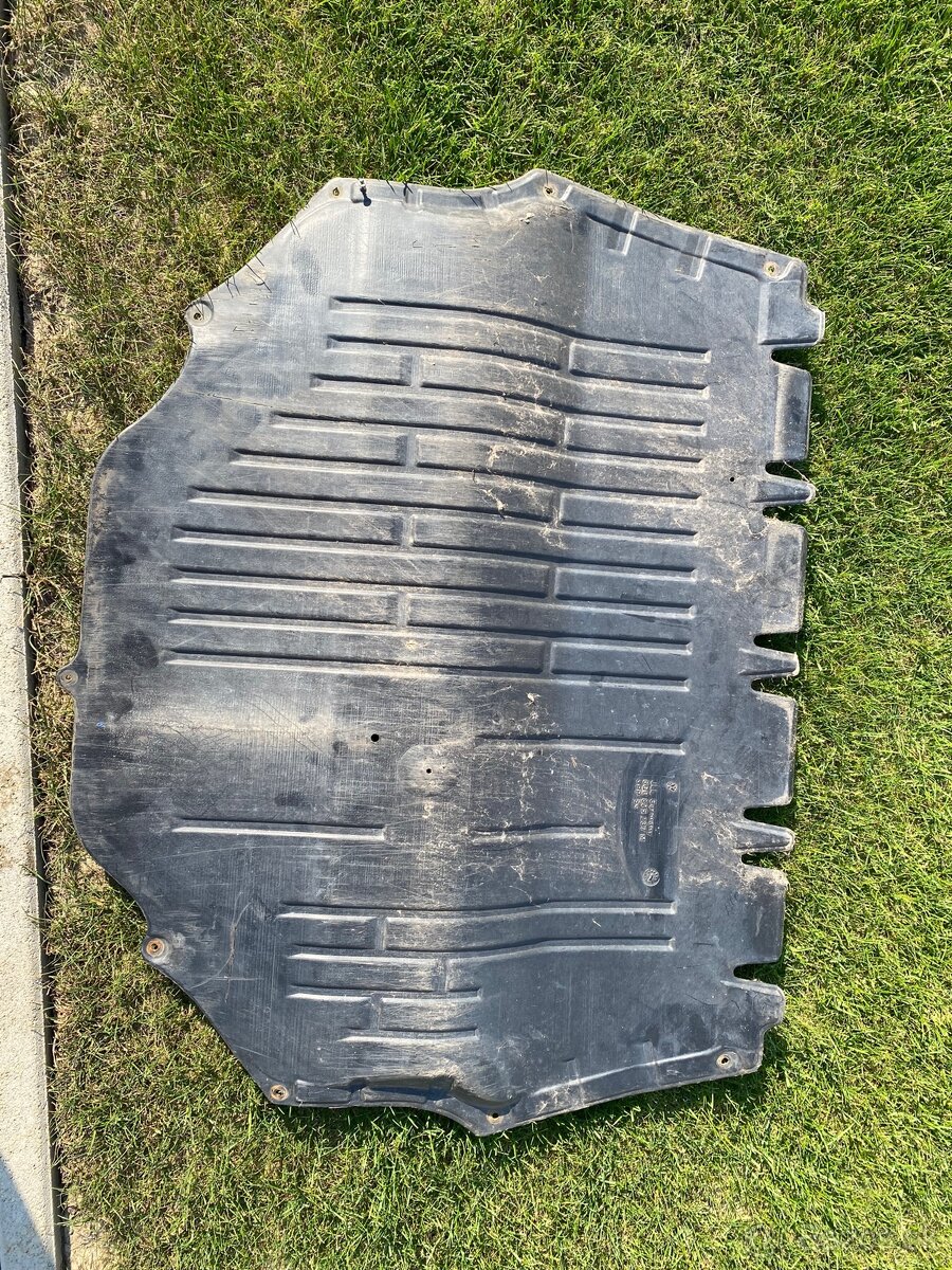 Spodný kryt fabia polo