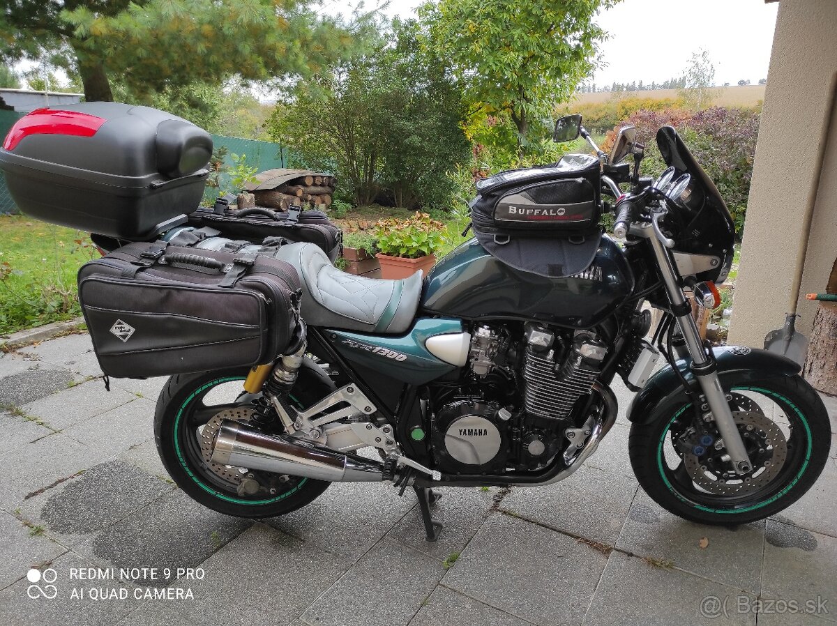 Yamaha XJR 1300