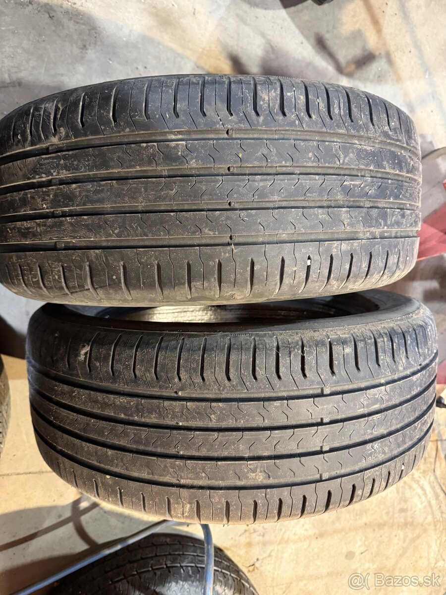 Predám 2ks letných pneu Continental 225/55 r17