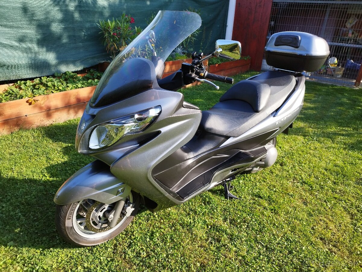 Predám Suzuki Burgman 400
