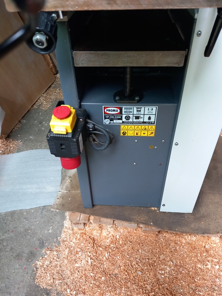 Predám hoblovacku s prieťahov PROMA HP 250.3.400