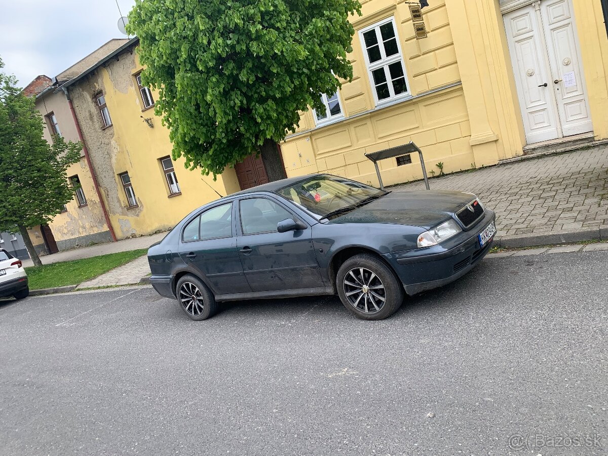 Škoda Octavia 1