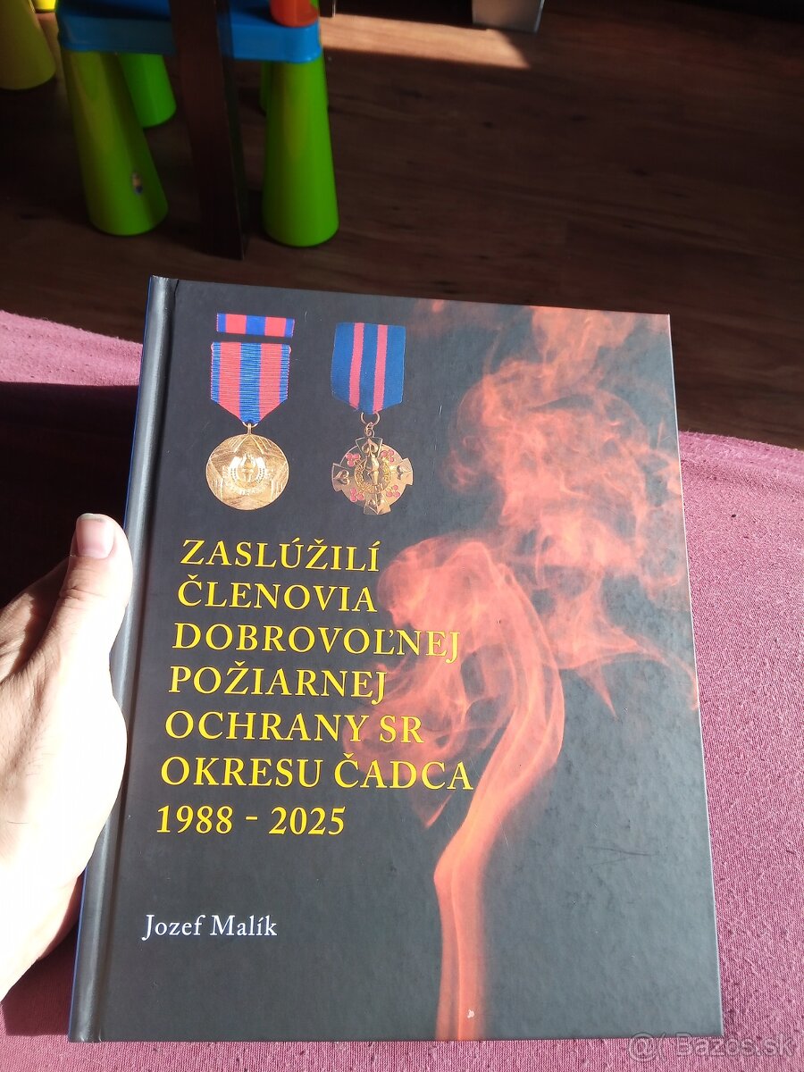 Kniha Hasicstvo Čadca osobnosti.DHZ.Poziarnictvo.