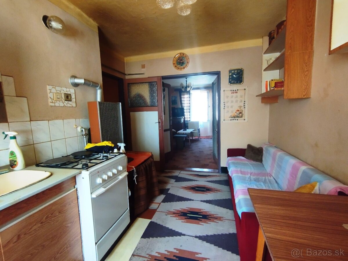 Predám 1 izbový byt Nitra, centrum mesta