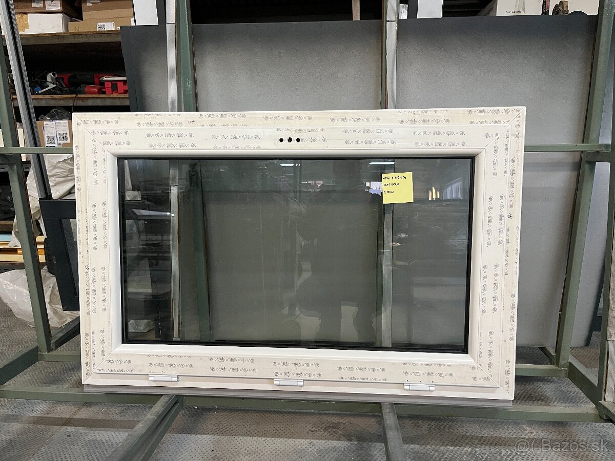 Predám plastové okno antracit/biela 1175x745mm