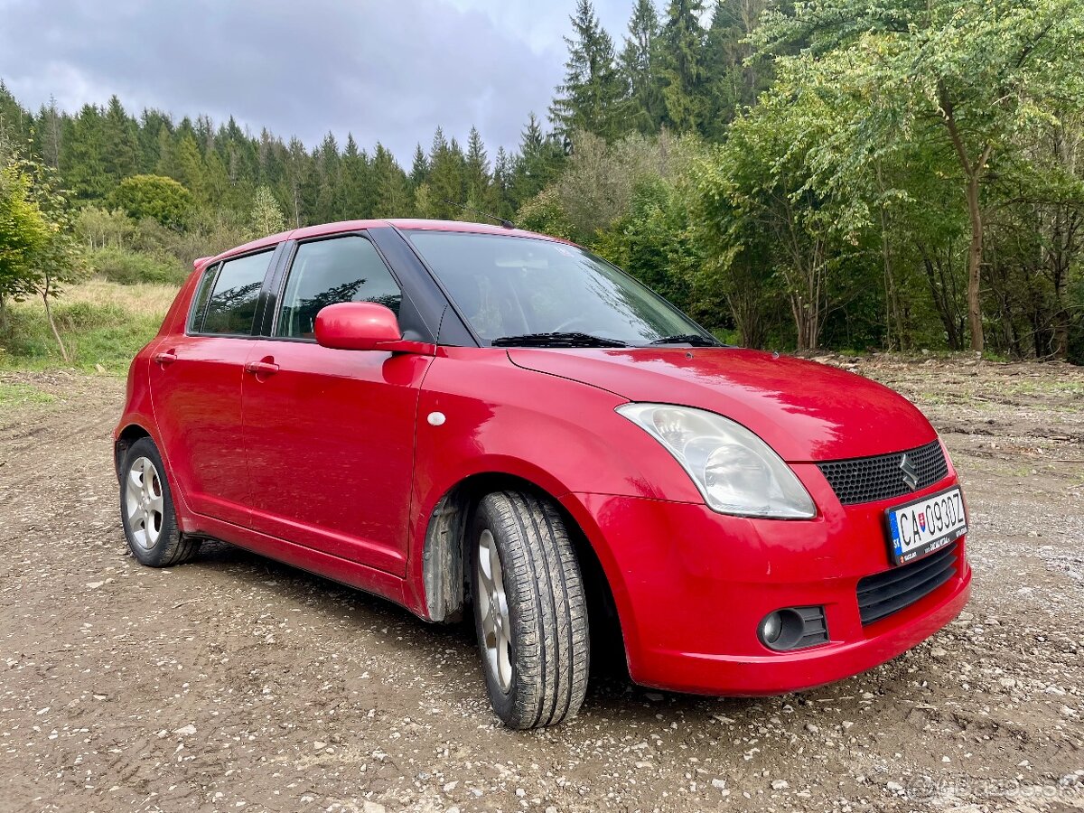 Suzuki Swift 1,3 benzín