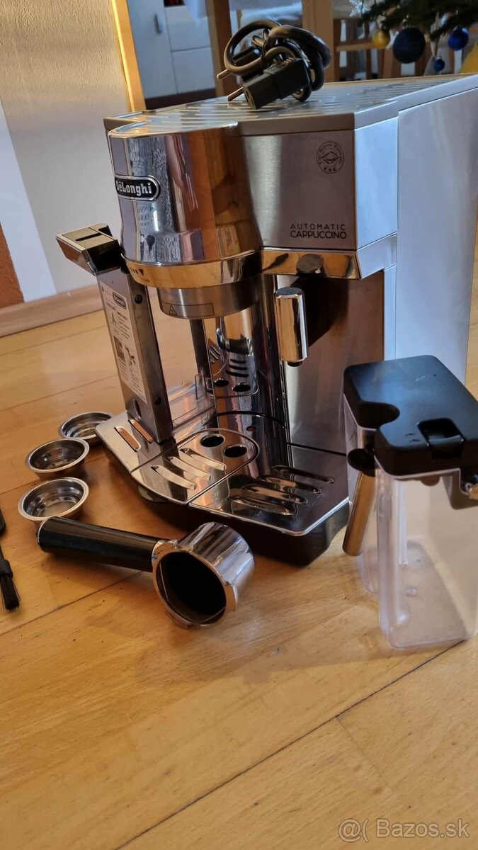 Kávovar s mlynčekom